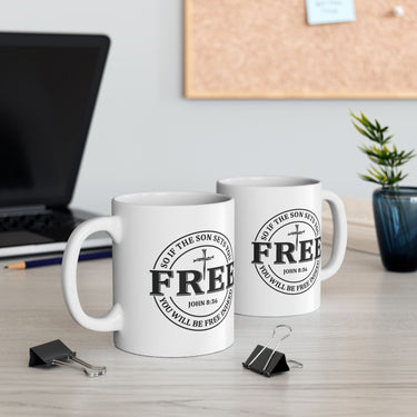 Faith Culture β Set Free John 8:36 Christian Coffee Mug β Bold Cross Scripture Design, 11oz & 15oz